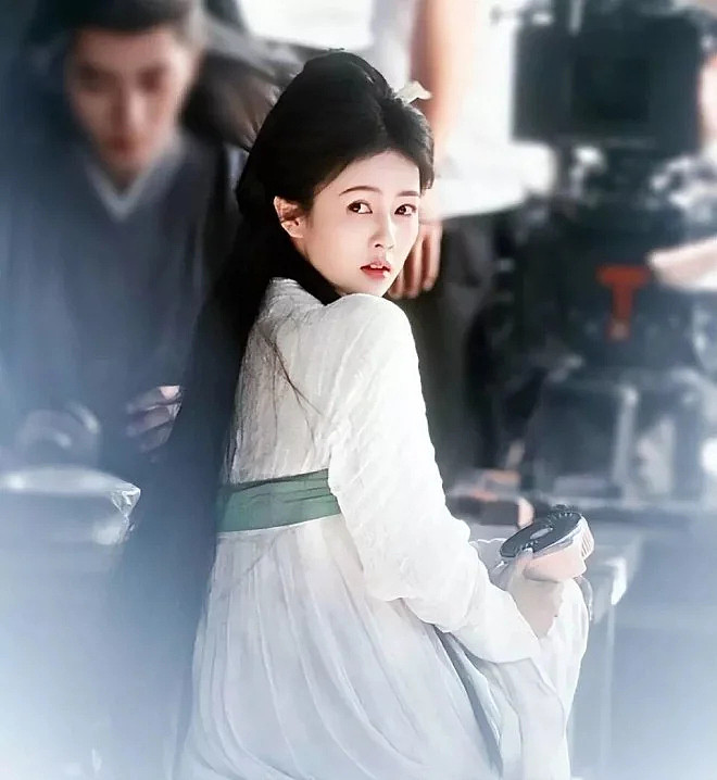 一周内4位女星因病就医!熬夜与过度减脂惹祸(组图) - 35