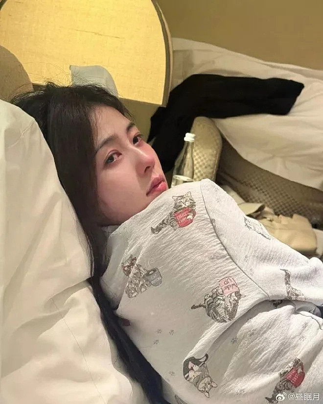 一周内4位女星因病就医!熬夜与过度减脂惹祸(组图) - 38