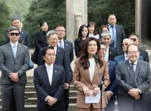 郑丽文访中山陵!现场保安严密,外国人禁止入内(图) - 1