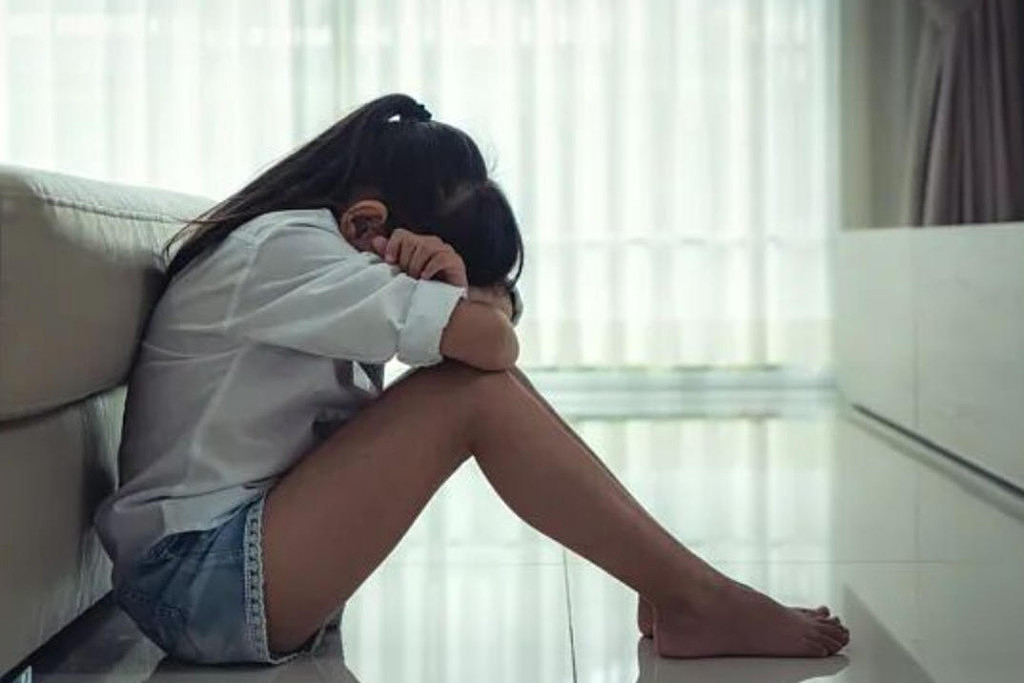浙江14岁女孩1个月花1万多，妈妈骂她“败家”！3个月后得知真相，全家崩溃 - 1