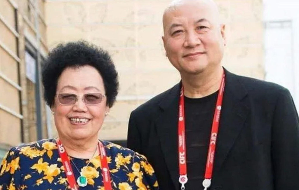 陈丽华走了才2天！迟重瑞36年隐忍被扒，原来他和翁帆是同一种人 - 1