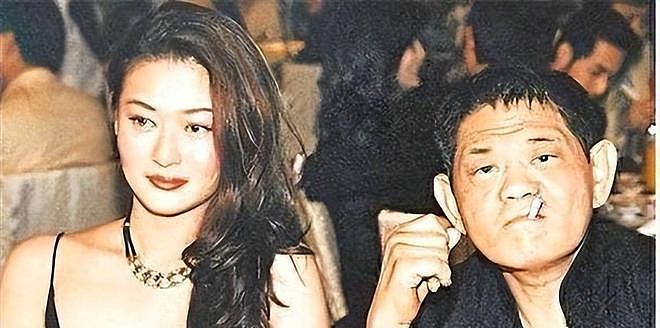 100多位情妇,包养费上亿!9女同床却落得个凄凉下场、人财两空(组图) - 6
