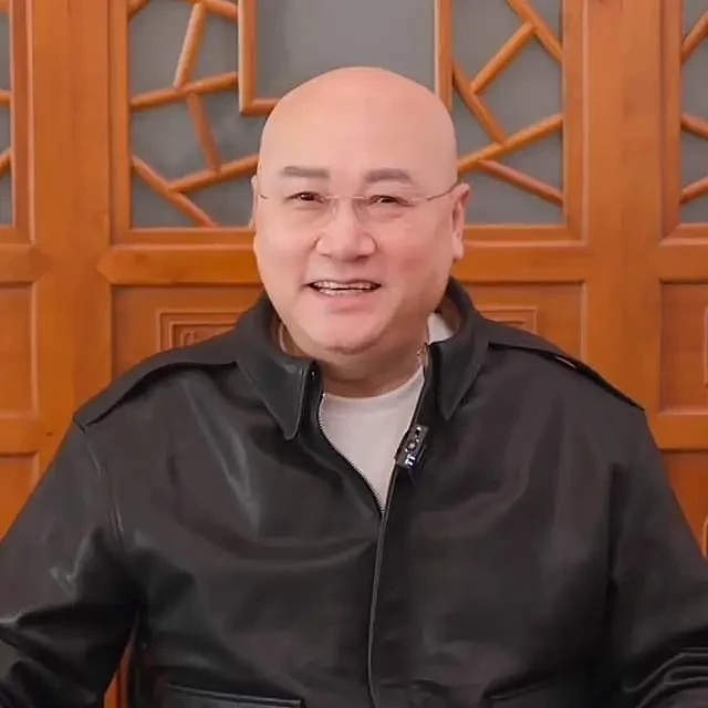 陈丽华追悼会现场!迟重瑞两眼无神,近照瘦到人疼(组图) - 10