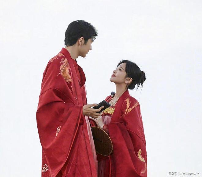 金莎孙丞潇官宣结婚，19岁恋情修成正果网友直呼真爱 - 7