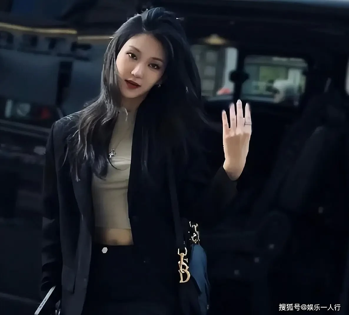 黄晓明又新恋情!网友:他是离开女人就睡不着觉吗(组图) - 3