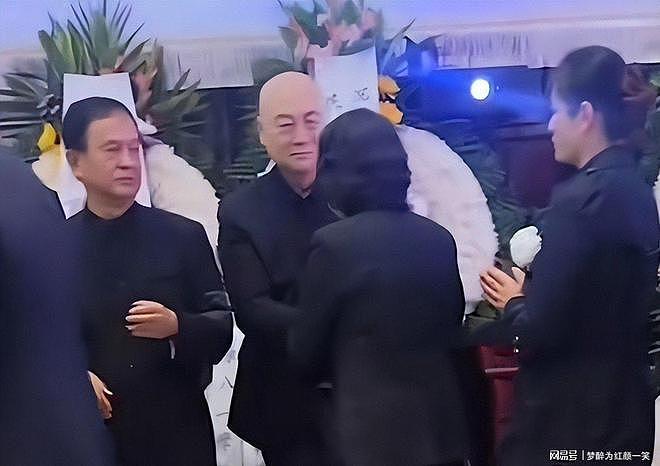 陈丽华葬礼曝光！多位“大人物”到场，炸出一堆“牛鬼蛇神” - 6