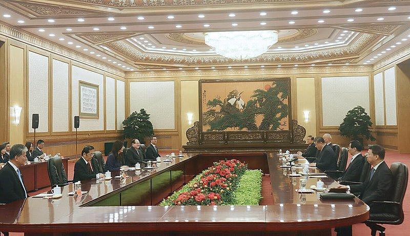 “郑习会”登场，两党领导人握手14秒！习近平：坚守九二共识、反台独、谋两岸和平 - 2