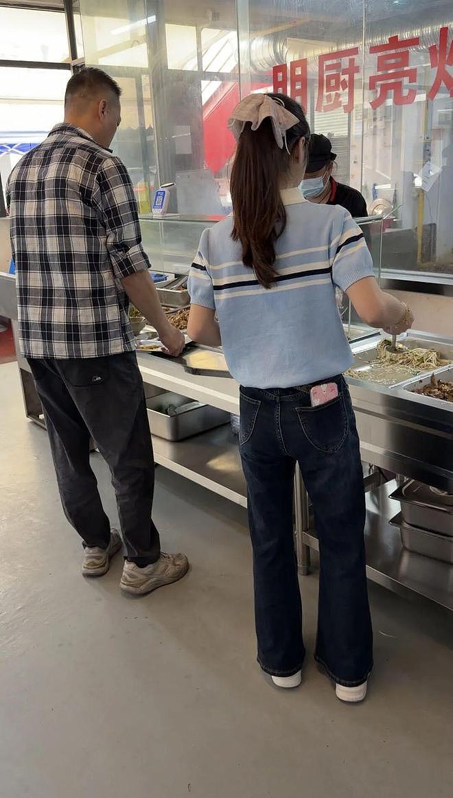 广州餐厅推五菜一汤自助餐，仅需6元！经营者：曾月亏几万，如今可保本（组图） - 5