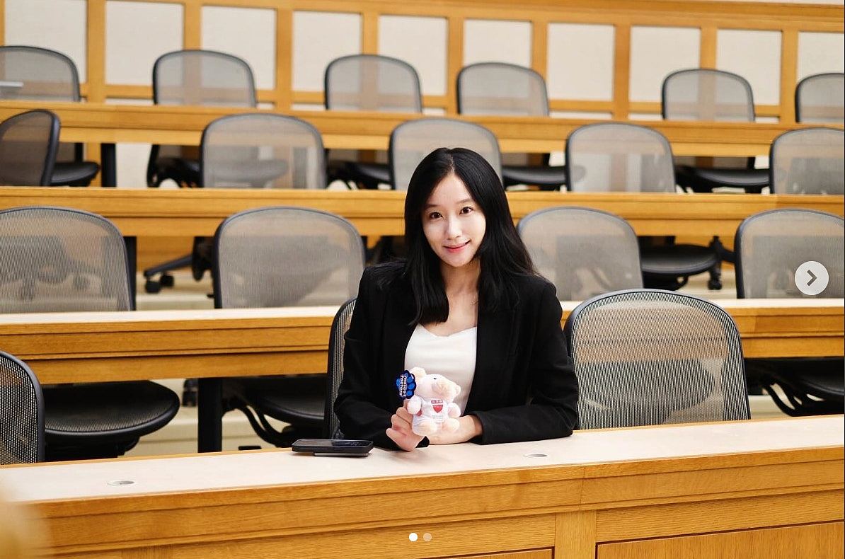 国民党访问团最大亮点!30岁国际部主任被封“美女刺客” - 2