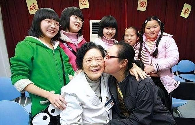 试管婴儿活不过40？中国首例试管婴儿郑萌珠：未满40岁，已生孩子（组图） - 1