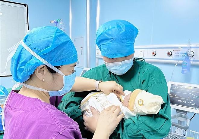 试管婴儿活不过40？中国首例试管婴儿郑萌珠：未满40岁，已生孩子（组图） - 12