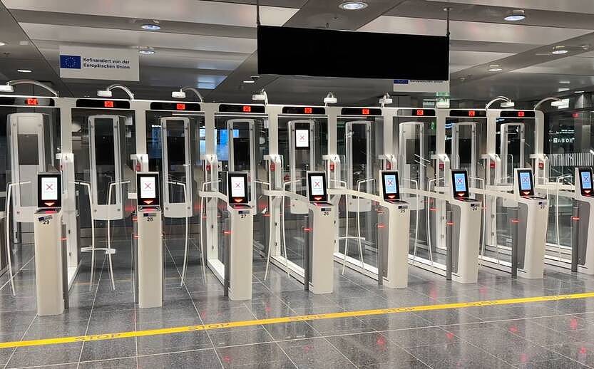 告别盖章！欧洲29国启用EES系统，澳洲游客入境全面自动化（组图） - 2
