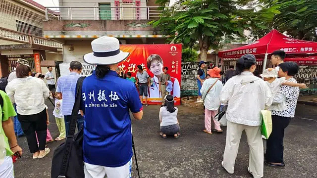 从全红婵的哽咽到网暴，体育明星遭“侵入式监控” - 1