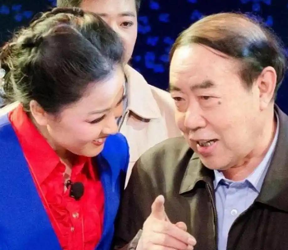 这一次,“宠女无度”的贾平凹被扒了个底朝天,王朔的评价是对的 - 34