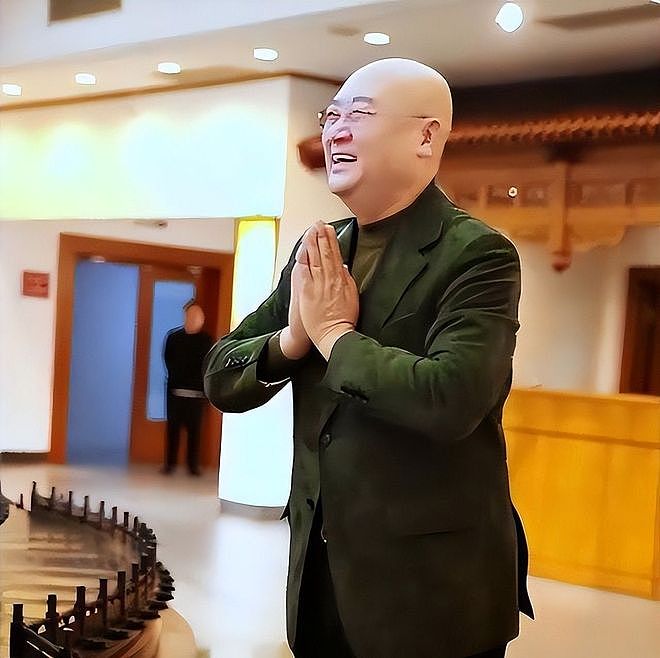 百亿遗产说扔就扔？迟重瑞送妻后彻底皈依，寺庙诵经遁入空门 - 7