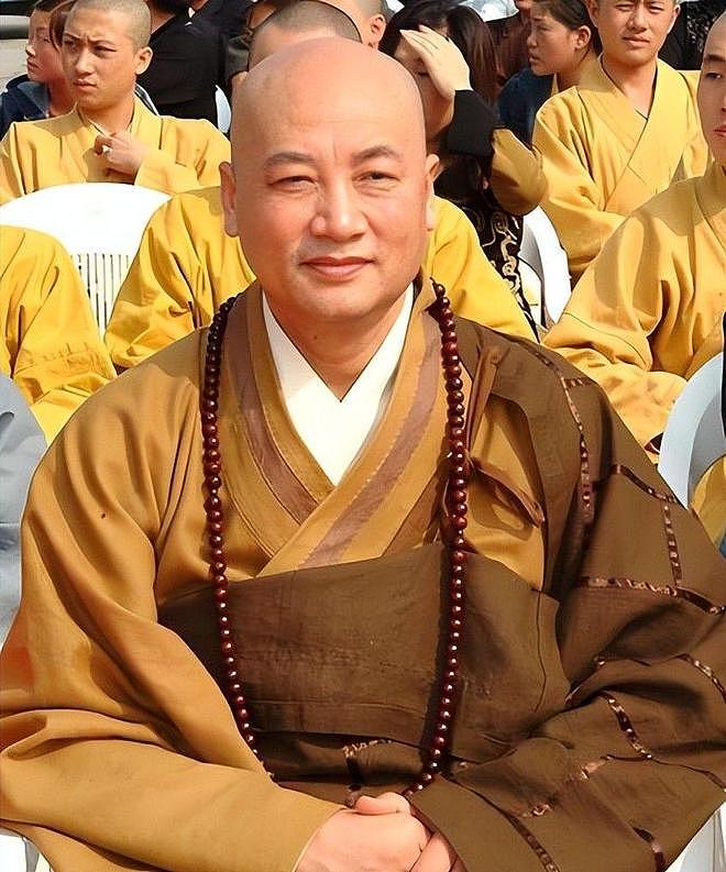百亿遗产说扔就扔？迟重瑞送妻后彻底皈依，寺庙诵经遁入空门 - 14