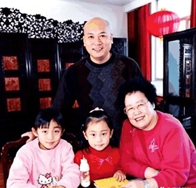 百亿遗产说扔就扔？迟重瑞送妻后彻底皈依，寺庙诵经遁入空门 - 17