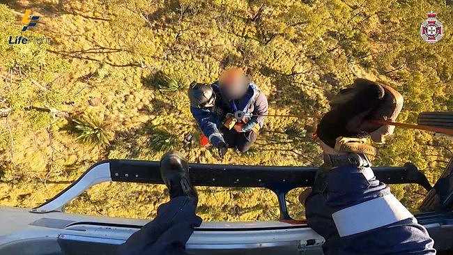 澳女坠入15米深峡谷,靠智能手表紧急呼救奇迹生还 - 1
