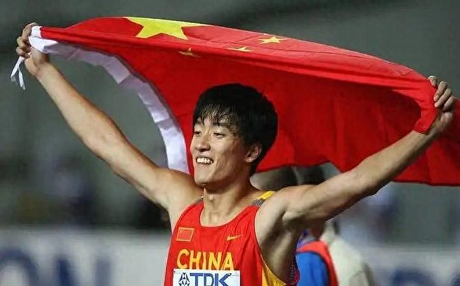赛场逃兵、移民美国、抛弃妻子，刘翔身上的标签，哪个是真的？ - 1