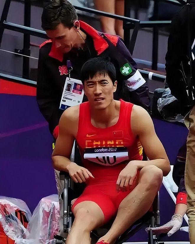 赛场逃兵、移民美国、抛弃妻子，刘翔身上的标签，哪个是真的？ - 4