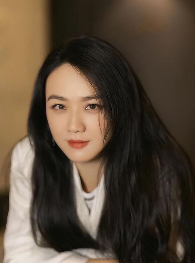 演员汤唯：我这辈子最正确的决定，就是在37岁高龄为丈夫生孩子 - 6