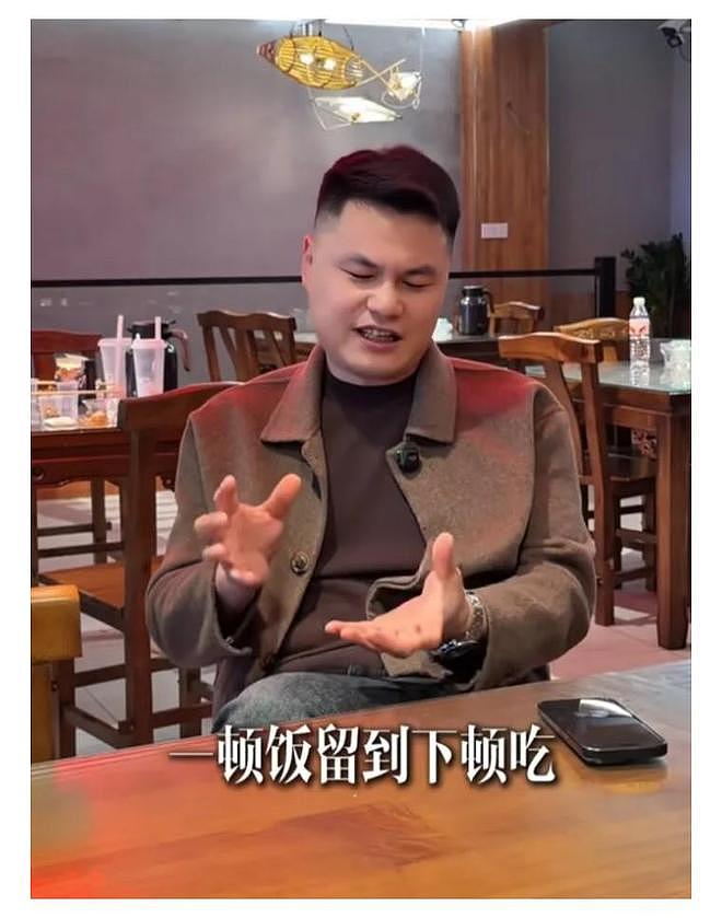 山东母亲带娃治病讨饭后续！一顿饱饭看哭网友，官方介入饭店曝光 - 4