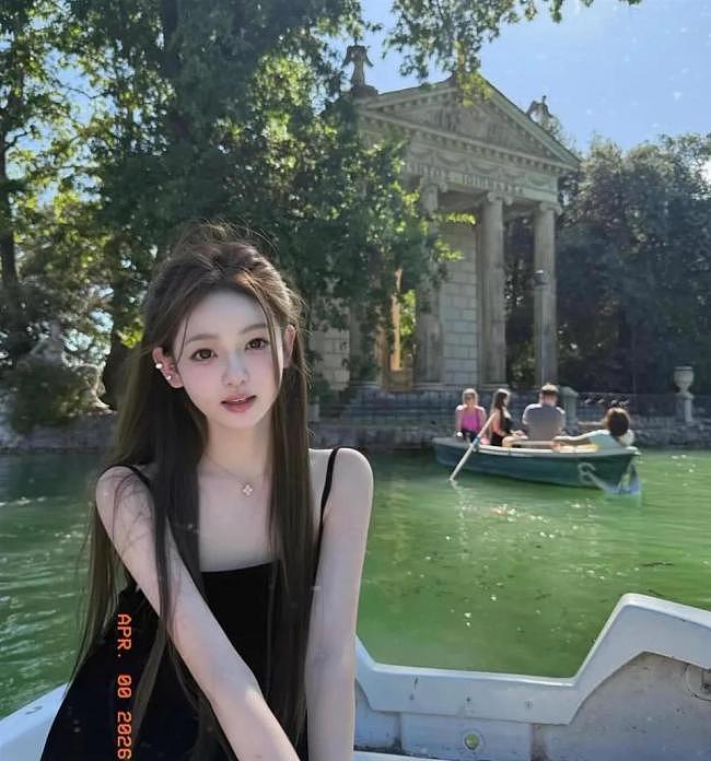 王思聪带三个美女韩国吃饭被偶遇，头发稀疏 - 10