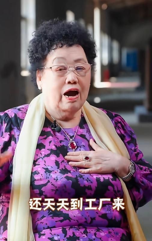 陈丽华顶奢收藏，从鸽血红到天价帝王绿手镯，都比不上她看家之宝 - 3