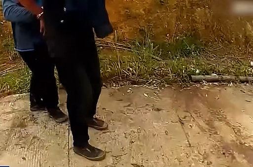 广西特大跨境偷渡案，历时31个月逮69人，外籍蛇头山林狂奔3小时 - 2