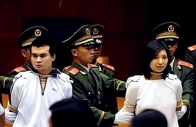 女大学生残杀原配,被枪决时毫无惧色反唱情歌,死前她究竟经历了什么? - 1