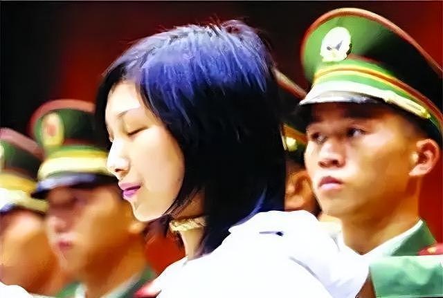 女大学生残杀原配,被枪决时毫无惧色反唱情歌,死前她究竟经历了什么? - 7