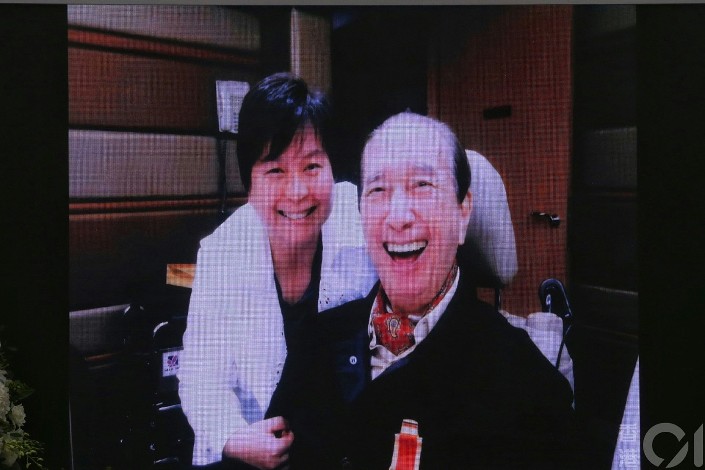 何超蕸逝世！父赌王何鸿燊赞为最能帮忙女儿，临终前家人陪伴在侧 - 8