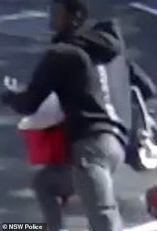 非裔轮奸犯逃亡5天后终被捕!曾参与悉尼公园轮奸案,受害者年仅14岁(组图) - 2