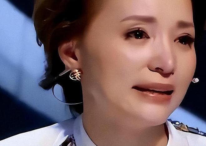 如今在上海生活的董卿，低调陪伴父母，13岁儿子成了她的“救赎” - 7