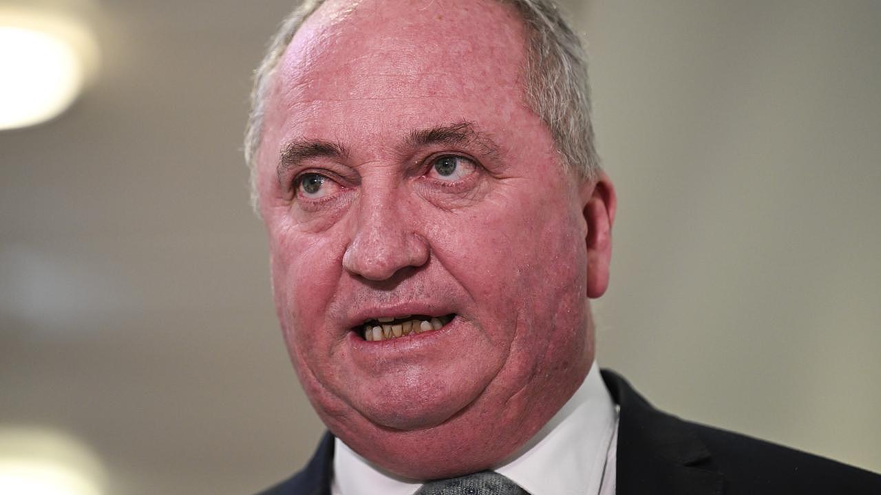 澳政府砸$2000万教人拆车架省油，Barnaby Joyce怒批：愚蠢且荒谬（组图） - 1