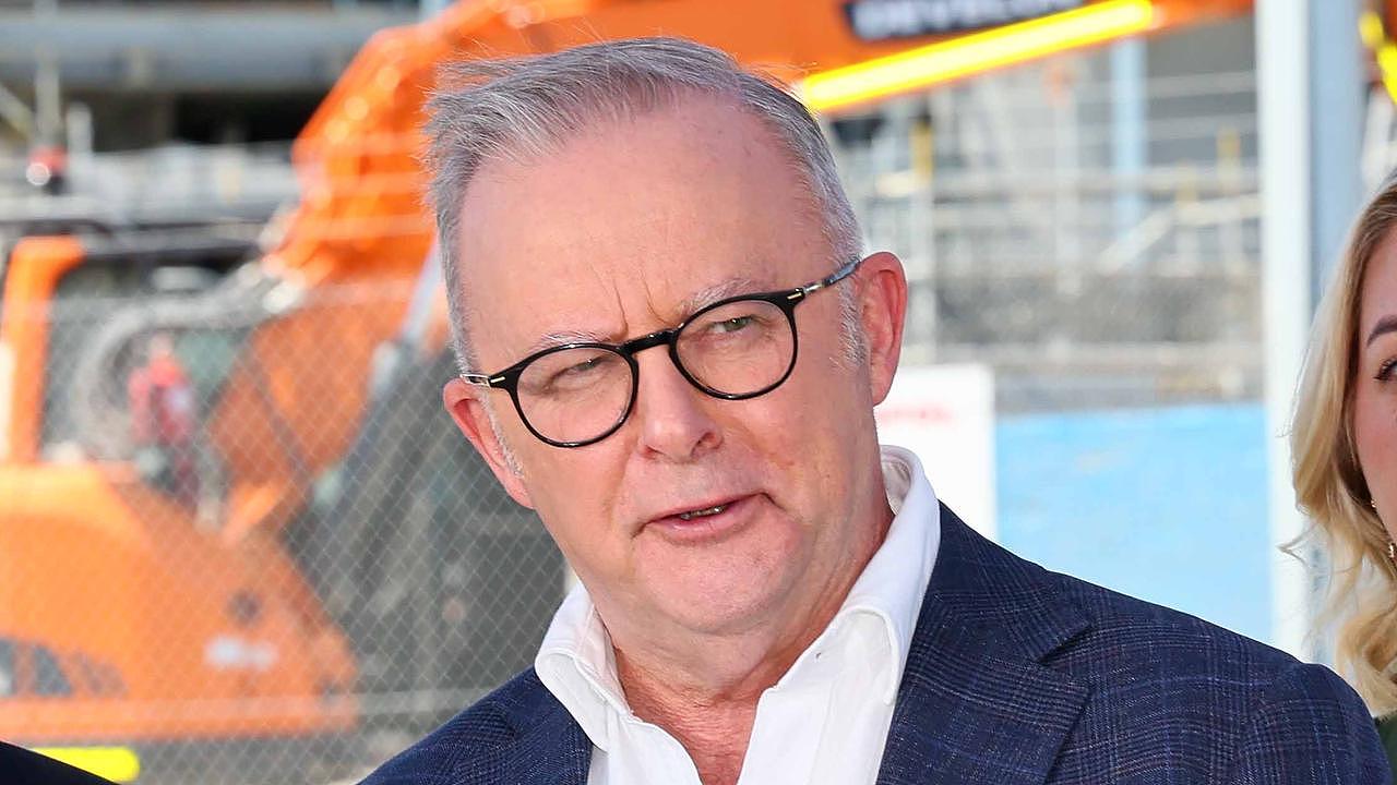 澳政府砸$2000万教人拆车架省油，Barnaby Joyce怒批：愚蠢且荒谬（组图） - 2