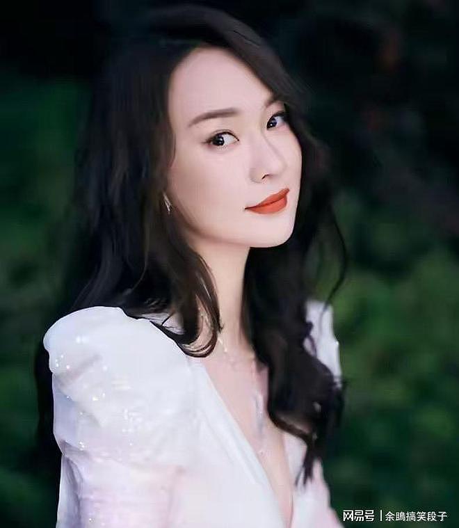 身价过百亿,坐拥北京一条街,出门私人飞机,京圈富婆都有谁? - 20