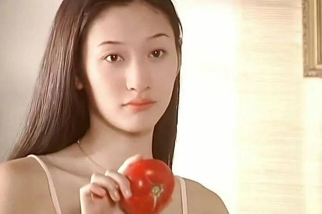 浪姐2026第一爆!50岁的李小冉:演了一辈子苦情戏,终于在跑调里活出了血性(组图) - 12