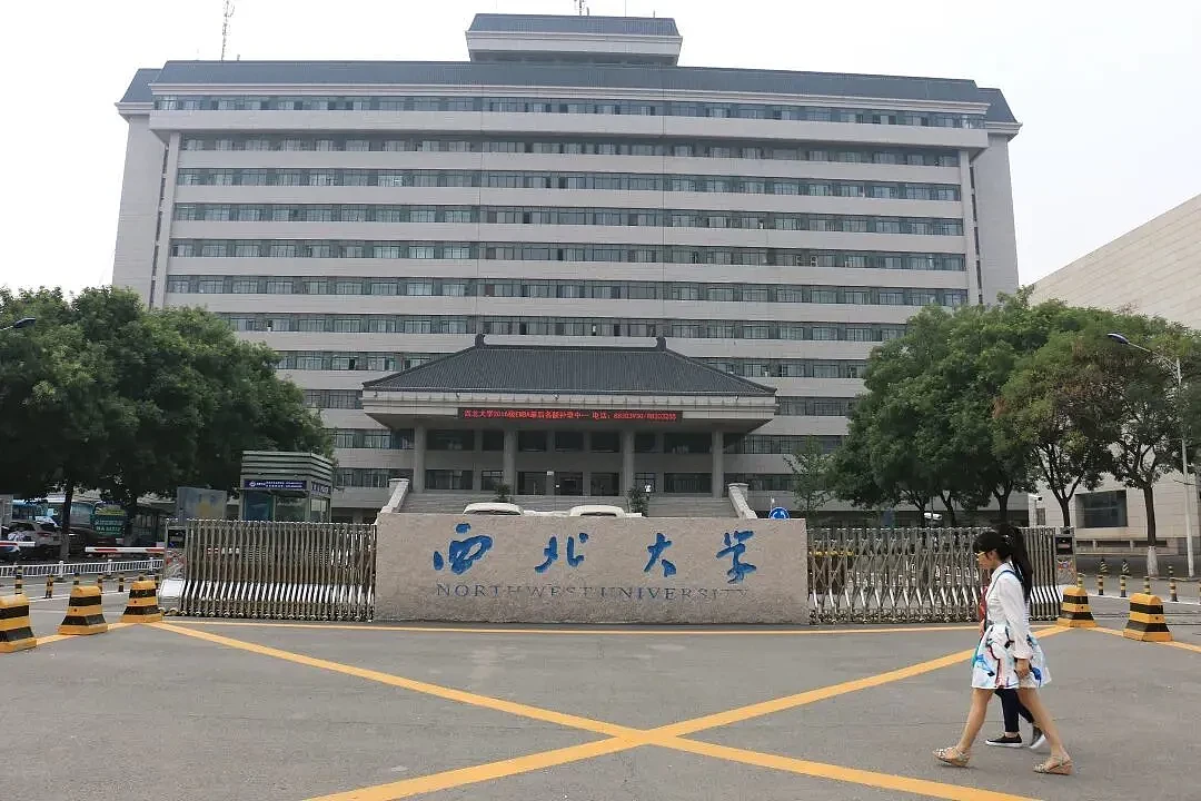 百年中国抄袭史里，贾浅浅的“翻车”最没技术含量（组图） - 1