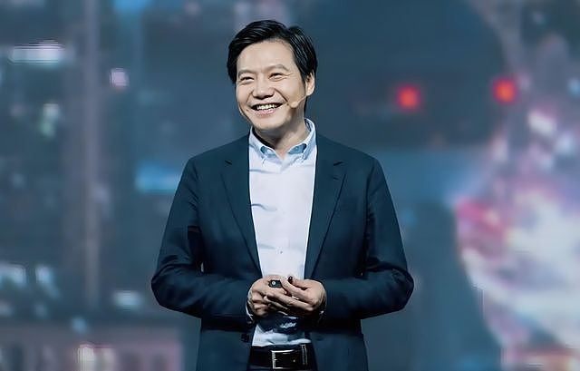 市值暴跌7000亿、联合创始人接连退出，小米经历了什么？ - 8