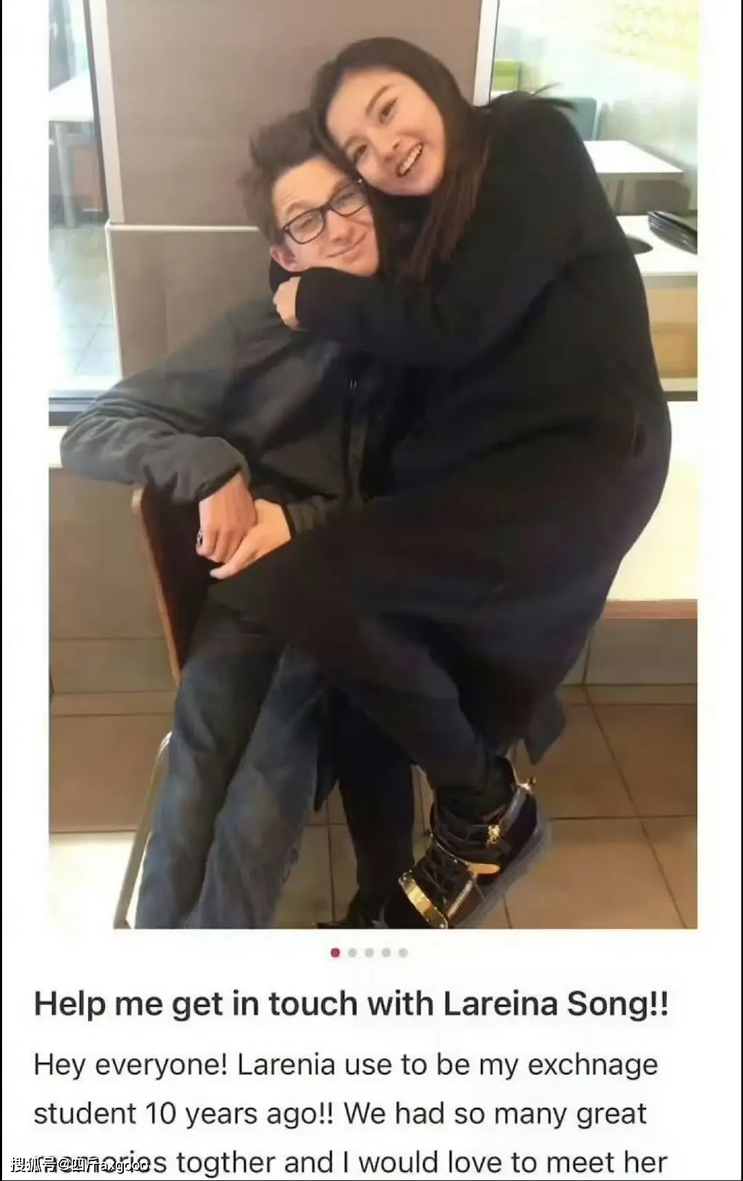 宋祖儿车内遭男粉丝求婚,插手拦车门吓坏人(组图) - 12