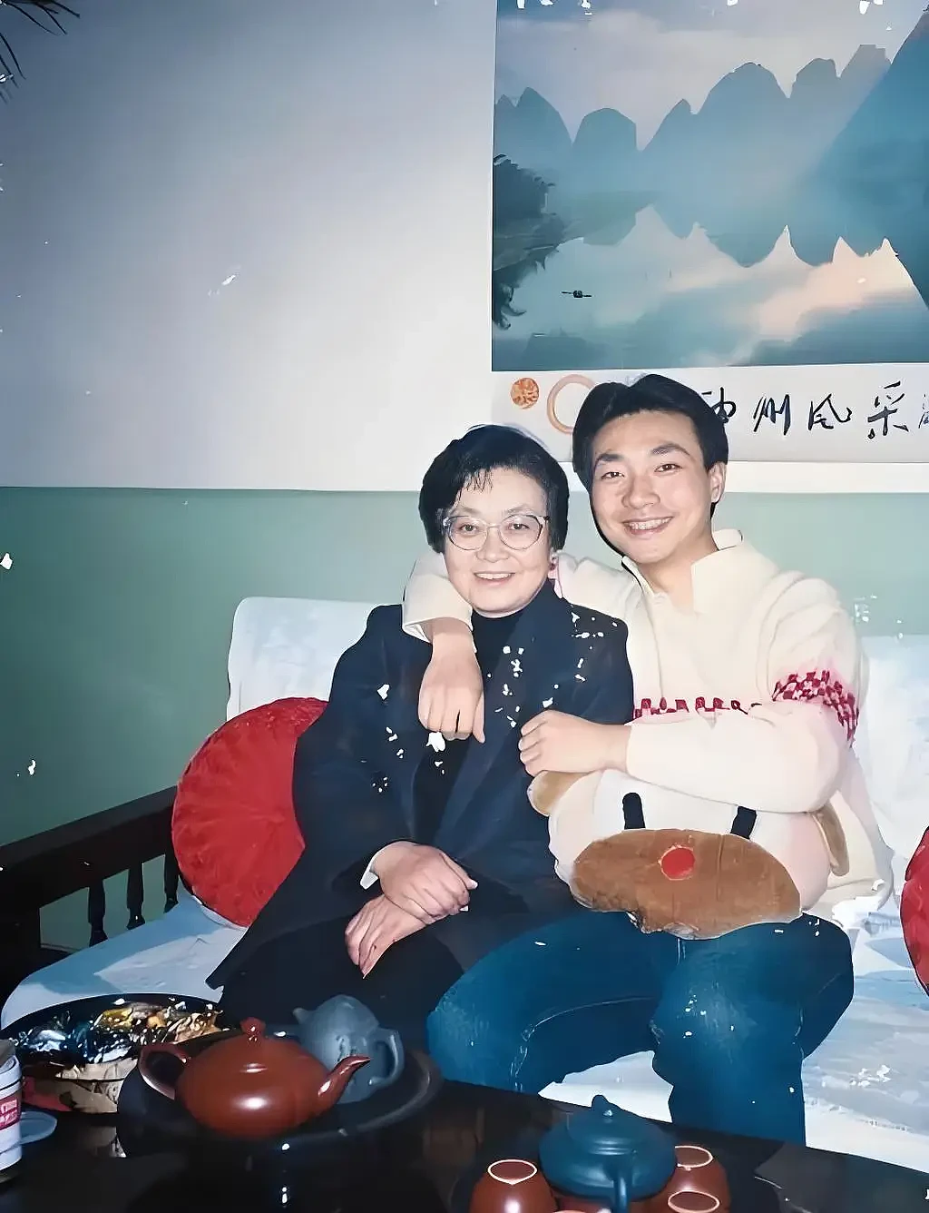 “国脸”康辉：当年高考被冒名顶替，父亲追查到底帮我进北广（组图） - 9