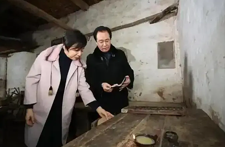 许家印受审扛下八条罪状：“前妻”逃往海外（组图） - 3