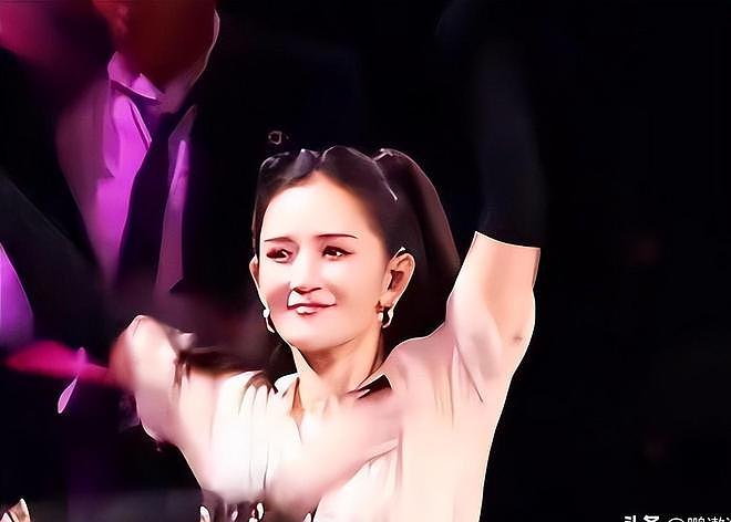 钱赚够了，名声没了，谢娜开演唱会迎来全网骂潮，刘烨当初没说谎（组图） - 16