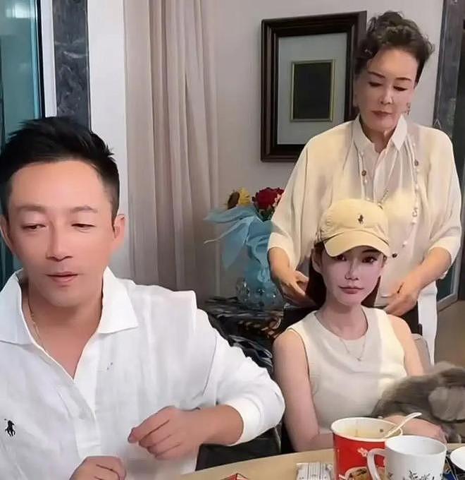 张兰出国仅1天,马筱梅深夜崩溃大哭,自曝家丑!终步入大S后尘(组图) - 55
