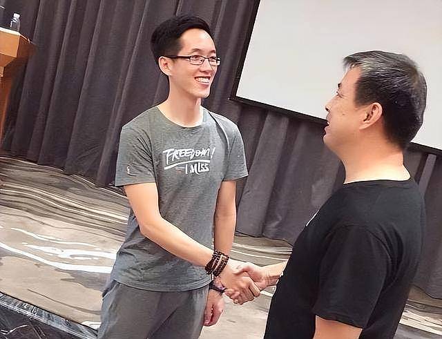 许家印被捕当天,私募大佬离世仅38岁,死因不明(组图) - 7