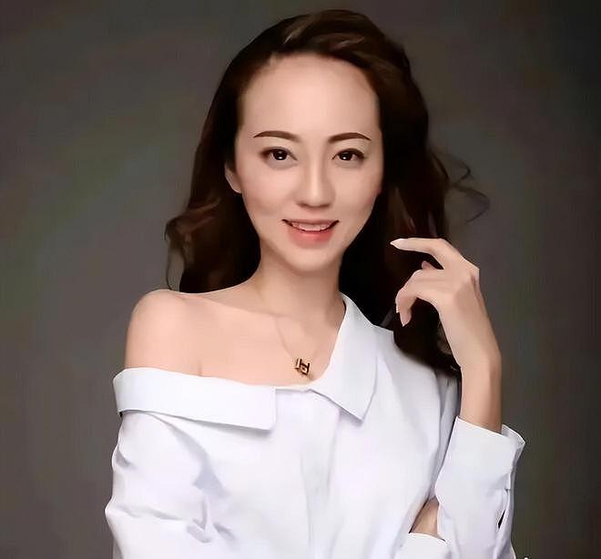 许家印多出的两个私生子！跟谁生的？再扒恒大歌舞团 - 18