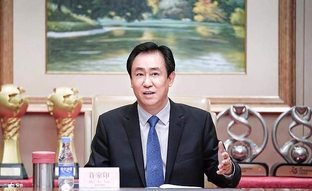 许家印昔日办公室内景曝光，房间一个接着一个很奢华，像迷宫一样 - 10
