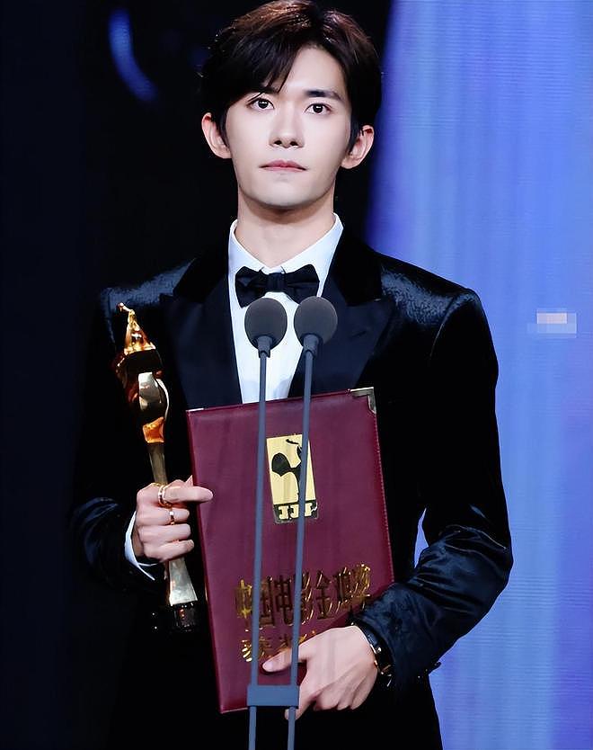 2026娱乐圈男明星咖位大洗牌:欧豪难进前5,肖战第2,第1没争议 - 39