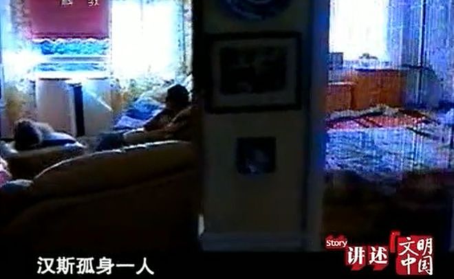 瑞士房东患病无人照料,为报8年免租之恩,河南小伙接他来中国治病,谁料,房东康复后竟不愿离开...... - 2